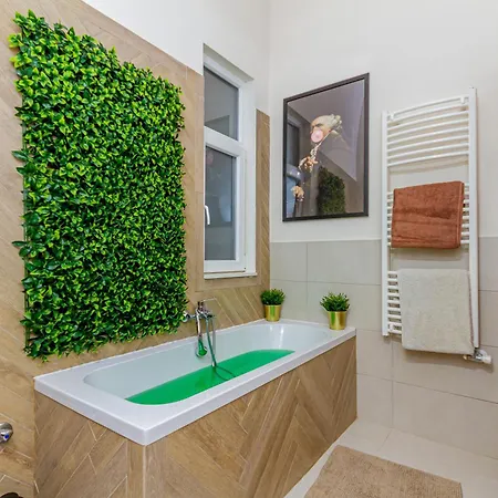 W17elegant Inner W/king Bed&friendly Host Apartamento Budapest