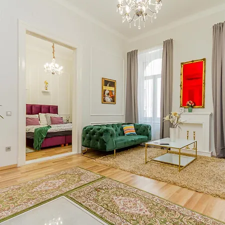 W17elegant Inner W/king Bed&friendly Host *