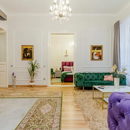 W17elegant Inner W/king Bed&friendly Host Apartment Budapest