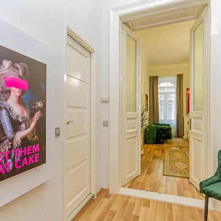 Apartament W17elegant Inner W/king Bed&friendly Host *